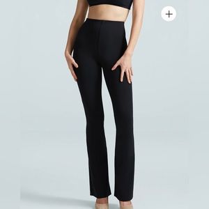 COMMANDO Neoprene flared legging